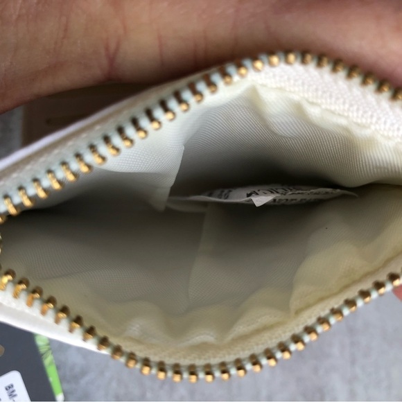 Badgley Mischka White Short Card Wallet NWT - Picture 3 of 8